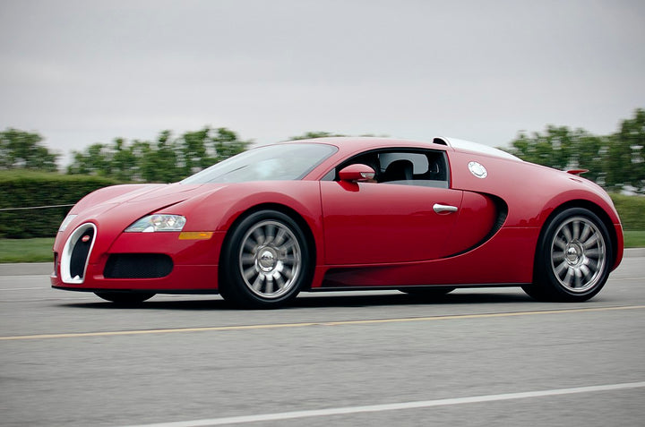Bugatti Veyron: When Speed Became a Luxury Materia