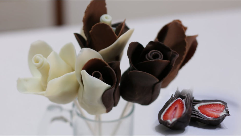 The Best Last-Minute Gift in Any Season: Chocolate Roses